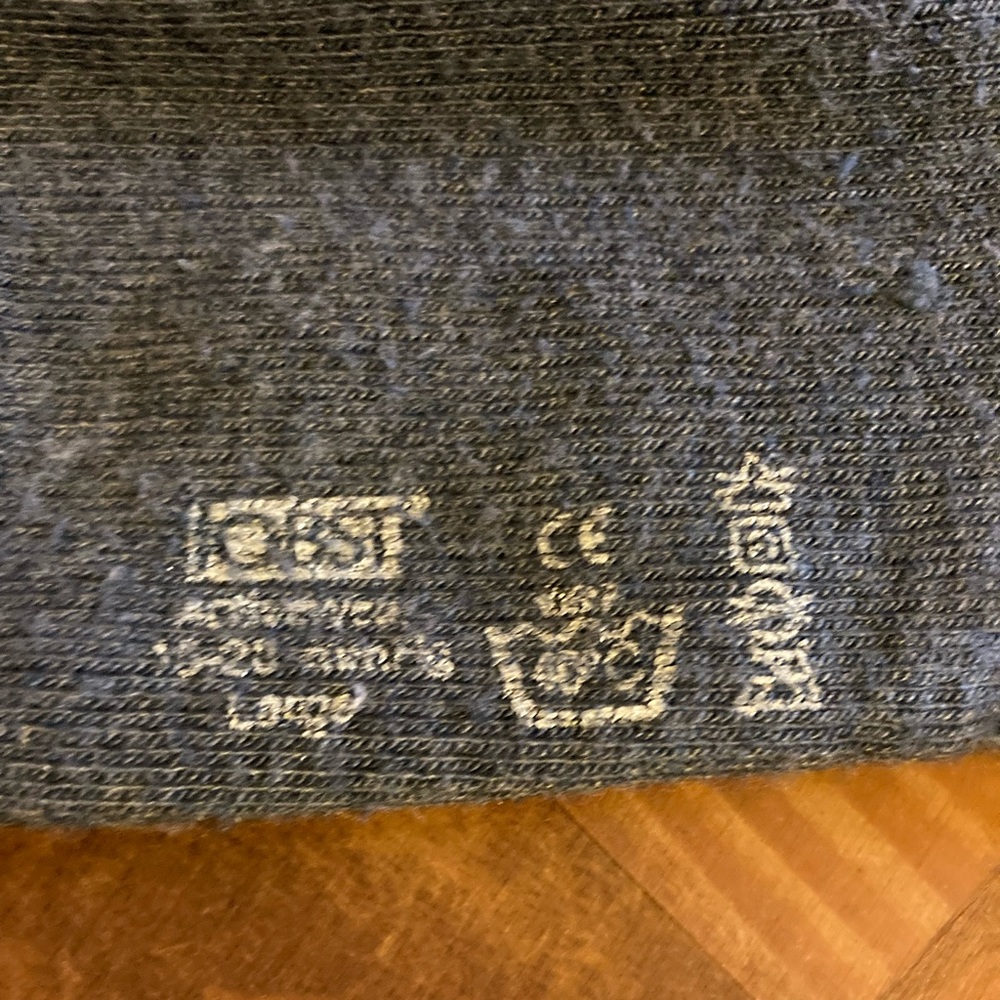 Men’s JOBST Knee High Stockings - Picture 2 of 2